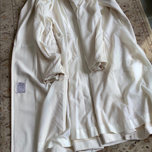 Vintage ivory coat - Picture 3 of 8